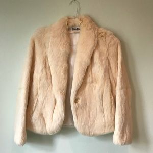 Vintage Fur Jacket 💛
